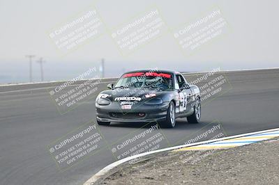 media/Jan-26-2025-CalClub SCCA (Sun) [[cfcea7df88]]/Group 4/Race/